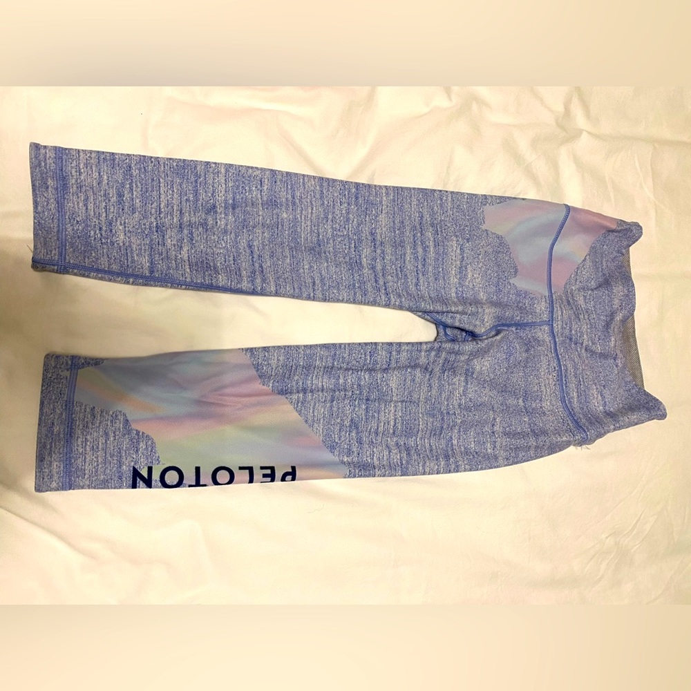 Peloton Capri leggings! Size small